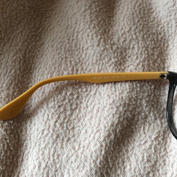 Ray-Ban Yellow and Grey round frames - Picture 4 of 4